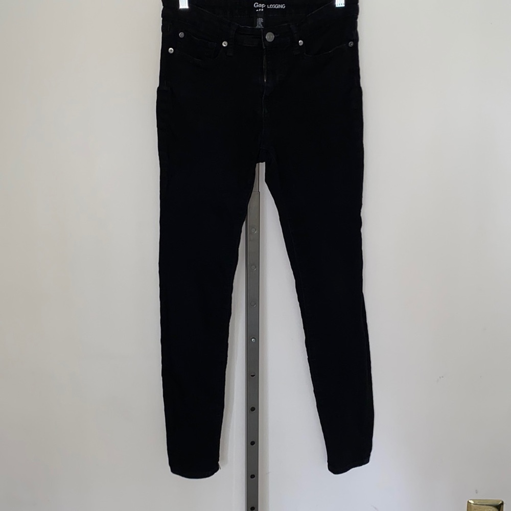 NWOT, GAP Legging Black Jeans